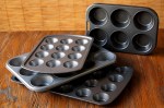 Muffin and mini-muffin trays