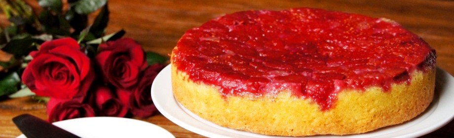 Raspberry, Coconut and Lime&nbsp;Cake