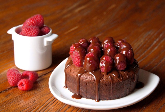 Chocolate Ganache and Raspberry Cake