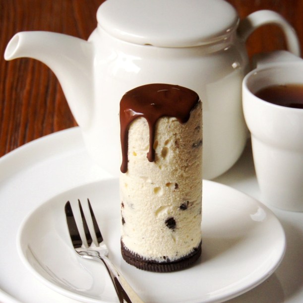 Cookies and Cream Cheesecake