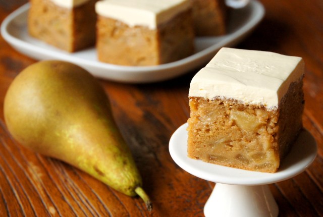 Gingery Pear and Honey Cake